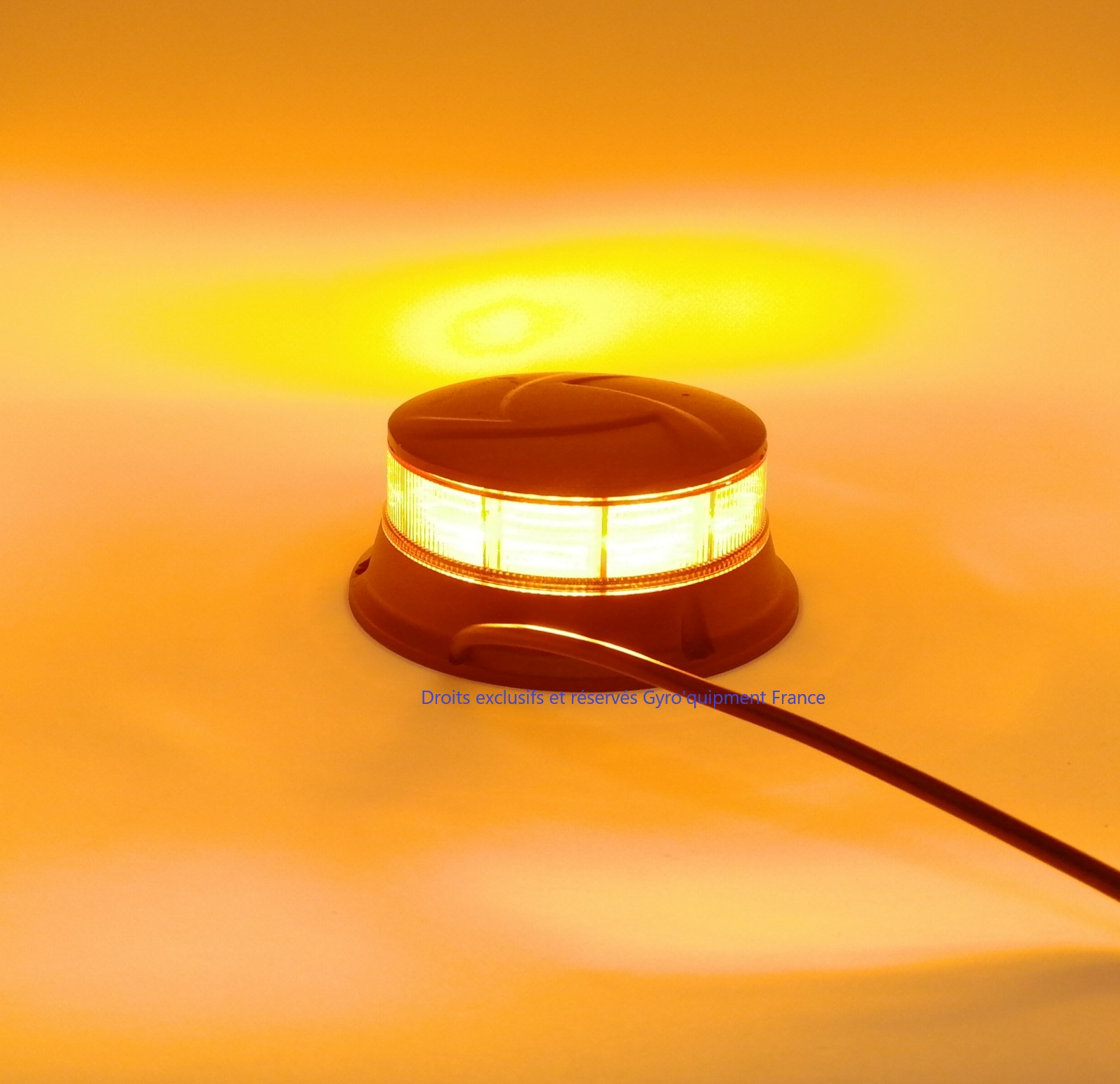 Gyroled Orange extra-plat
Fixation 3 points
Technologie LED ultra-lumineuses