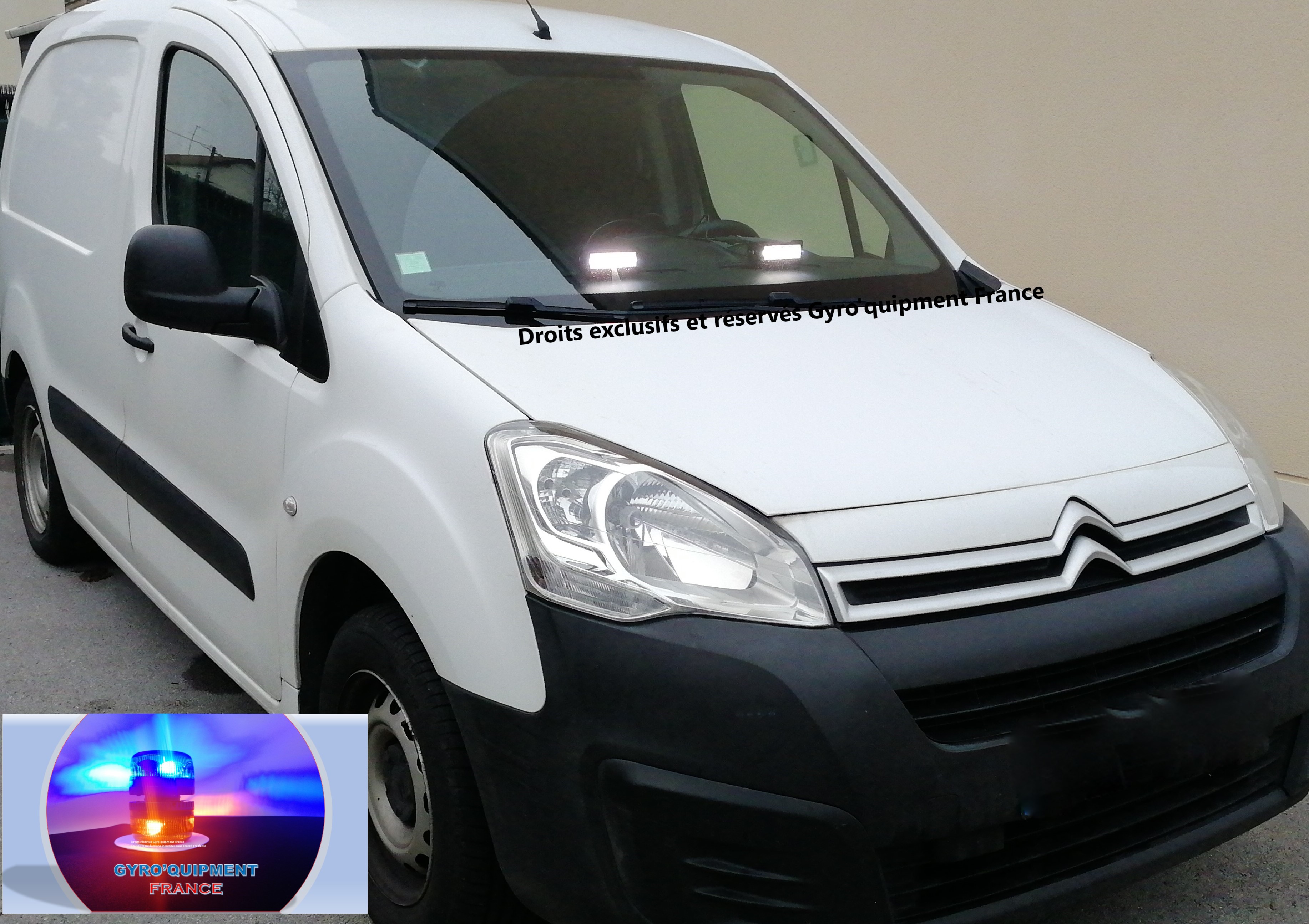 Feux de pénétrations / Gyro Pare-brise strobe à gestion sans fil télécommande ORANGE-BLANC gyrophare